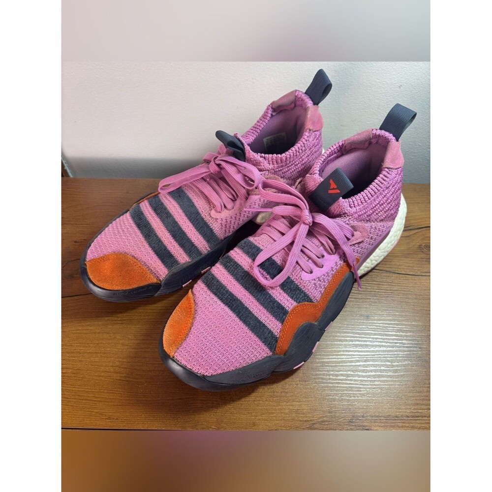 Adidas Trae Young 2 Stratosphere Low top HO6483 Pink Basketball Mens Size 9